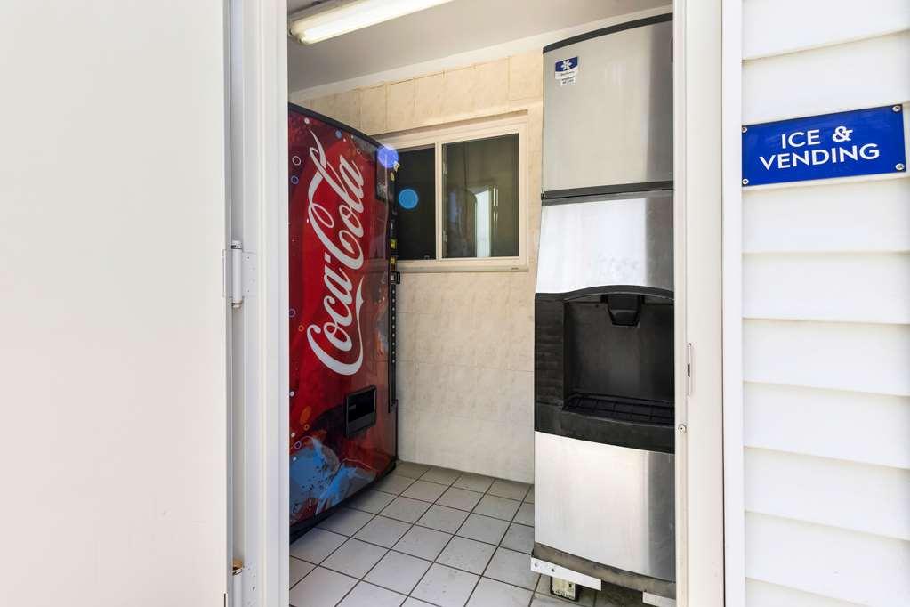 Americas Best Value Inn Avenel Woodbridge Facilities photo